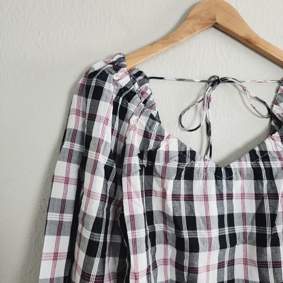 NEW J. Crew V-Neck Black Plaid Checkered Long Sleeve V-Neck Top - Picture 6 of 13